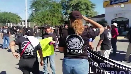 Toman principal acceso a Puerto Vallarta en protesta por el programa de verificación