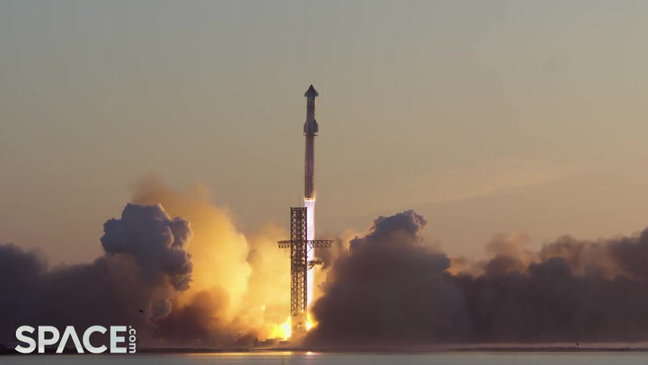 Slow Motion Views Of SpaceX's Starship Mega Rocket Liftoff
