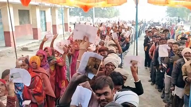 Rajasthan Election : गांव से लेकर शहर तक दिखा मतदान का उत्साह, पोलिंग बूथ पर लगीं कतारें