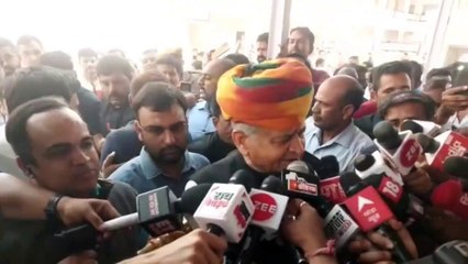 Download Video: Rajasthan Election Voting Live Update: वोट डाल CM गहलोत ने कहाः मोदी की गारंटी फेल, बनेगी कांग्रेस की सरकार