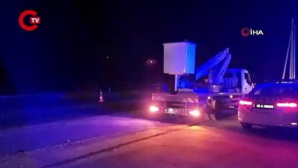 Önce yayaya, ardından beton direğe çarptı: 1 kişi öldü, 2 kişi yaralandı!