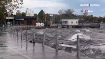 Fırtına etkili olmaya başladı, Kocaeli'de tekneler battı