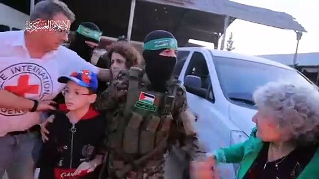 ترقب الإفراج عن مزيد من الأسرى والرهائن في اليوم الثاني للهدنة بين إسرائيل وحماس