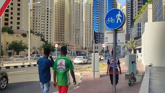 Jumeirah Beach Walking Tour | Dubai Tram | Dubai Beach #foryoupage #fyp #travelvideo #relax #best #travel #viral #trending #beauty #dubai #dubaimarina #dubailife #dubaibeach #train #metro #dubaimetro #fypシ゚ #fyp