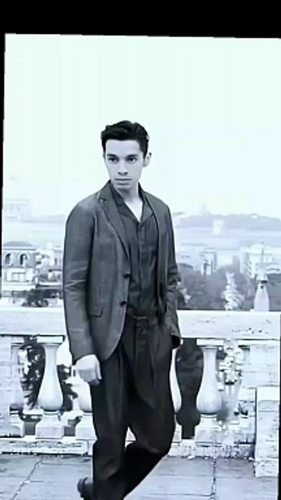 Yo Yo Honey Singh Lifestyle 2023, Girlfriend, Income, House, Cars, Biography, Net Worth & Family