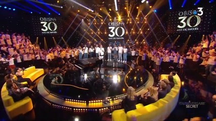 GALA VIDÉO - “On pense à toi” : Pascal Obispo ému, il rend un touchant hommage à Daniel Lévi