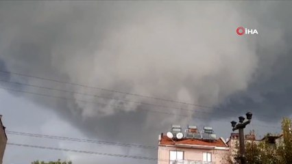 Muğla'nın Dalaman ilçesinde oluşan hortum kamerada