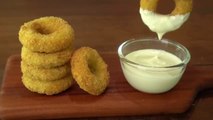 How to Make Crispy Chicken Nuggets and Garlic Cheese Sauce