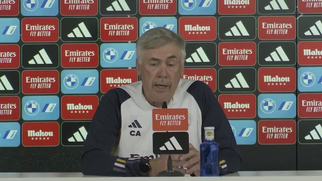 ANCELOTTI explica la diferencia entre ÁLVARO RODRÍGUEZ y GONZALO para el '9' del REAL MADRID