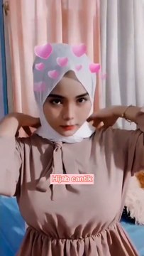 Hijab Cantik Unyu Live
