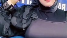 Biduan Hijab Cantik sambil Live