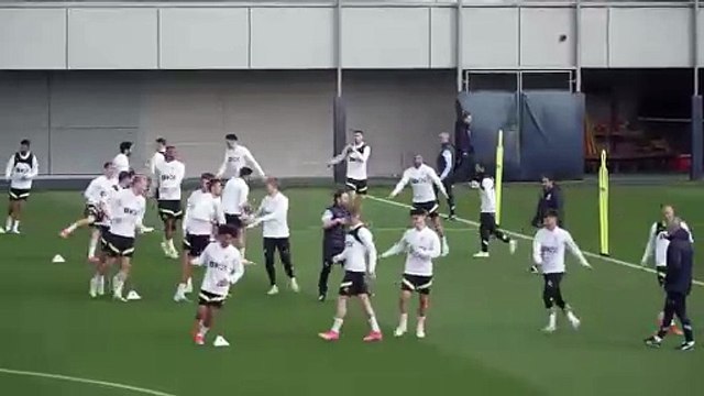 İşte premier lig bu! Liverpool, Manchester City'nin 23 maçlık serisini bitirdi