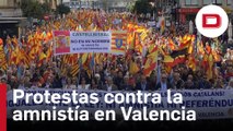 Miles de valencianos salen a la calle para protestar contra los pactos de Sánchez para «romper España»