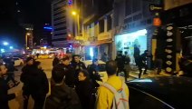 Şiddete dur demek için Mecidiyeköy'de bir araya gelen kadınlara polis engeli: Bir kadın şiddete uğradı