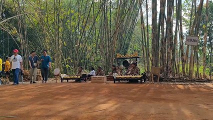 Suasana Pasar Papringan di Temanggung Jawa Tengah