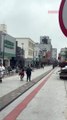 Trânsito de veículos está proibido no calçadão da Hercílio Luz, a principal rua do comércio do centro de Itajaí
