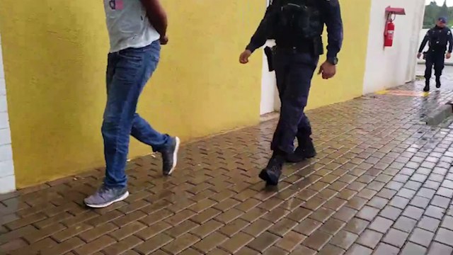 Guarda Municipal detém indivíduo em posse de cocaína no Riviera