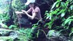 Girl survive in the rain and fog - catching crabs at the waterfall,create shelter _ MsYang Survival