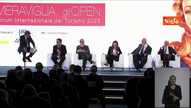Giorgetti: Se Occidente vuole transizione green servono regole fiscali e bilancio coerenti
