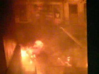 Video Incendie voitures rue Dutot 75015 nuit  Part1 - incend