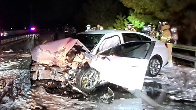 전북 부안서 역주행 교통사고...50대 운전자 숨져 / YTN