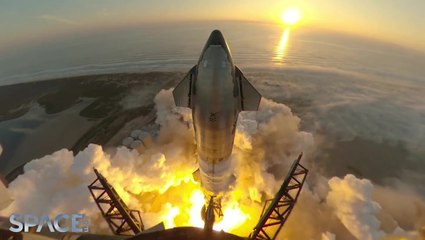 Amazing Views Of SpaceX Starship Liftoff And Separation