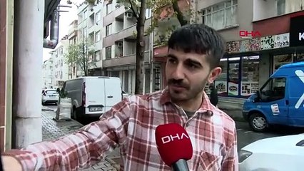 Kimsesiz çocuklar adına para isteyen kişi sokak ortasında dövüldü