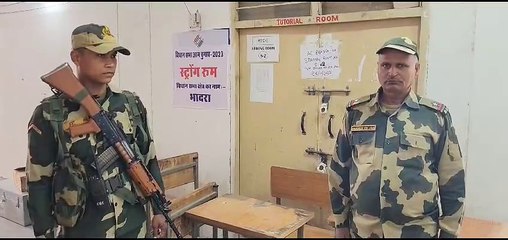 Télécharger la video: EVM strong room seized after voting in Hanumangarh district, army personnel deployed for security