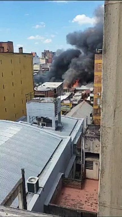Incendio en el mercado persia