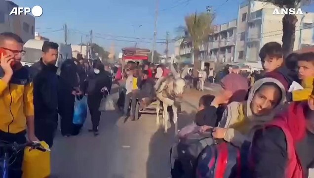 Gaza, la speranza degli sfollati: Stiamo tornando nelle nostre case