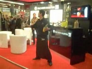 Barman de Bacardi au salon sirest ideas 2008 Paris expo