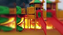 Çocuk oyun parkı alev alev yandı