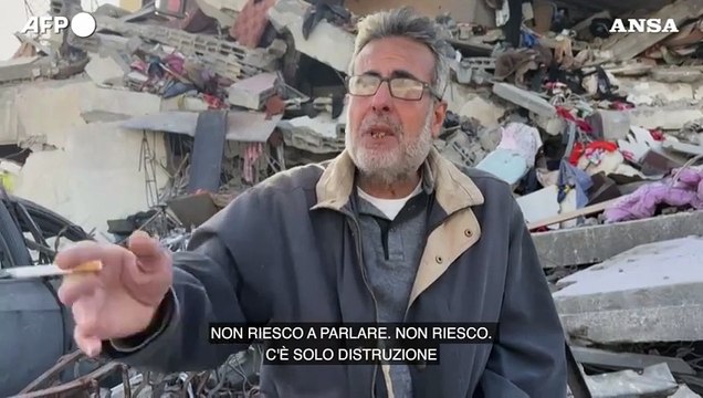 Palestinese scopre la sua casa in rovina: E' tutto distrutto, tutto e' perduto