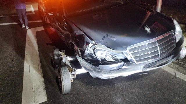 중부고속도로 증평나들목 승용차 추돌...운전자 경상 / YTN