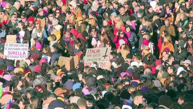 Weltweit Demonstrationen gegen Gewalt gegen Frauen