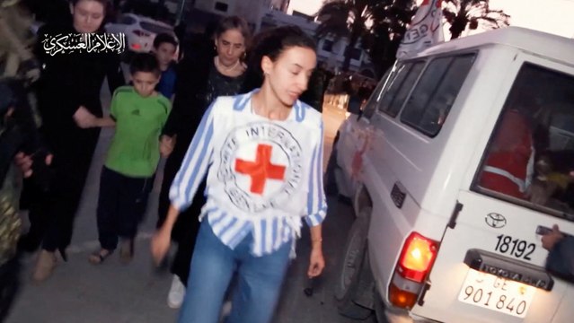 39 prisioneros palestinos y 17 rehenes liberados en el tercer día de tregua