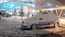 Sivas’ta kar etkili oldu! Hava ulaşımı aksadı