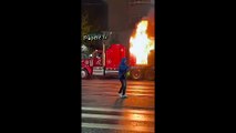 Camion Coca Cola prende fuoco