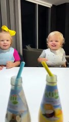 Kids are happy to try new drinks. Funny Baby video_(360P)