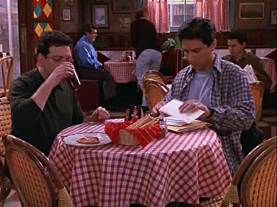 Alle lieben Raymond S02E16-Der Topmanager