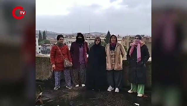 Direnişleri 98. gününde: Agrobay işçileri çatıya çıktı!
