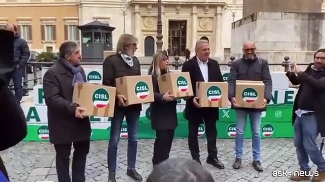 Legge sulla partecipazione, la Cisl deposita le firme in Parlamento