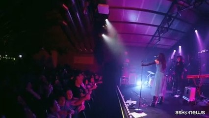 Margherita Vicario live tra leggerezza e testi impegnati