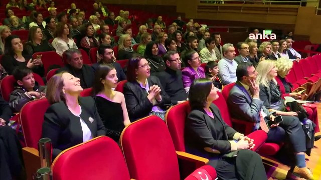 İzmir Büyükşehir Belediyesi İzmir Yıldızı Ödülleri sahiplerini buldu