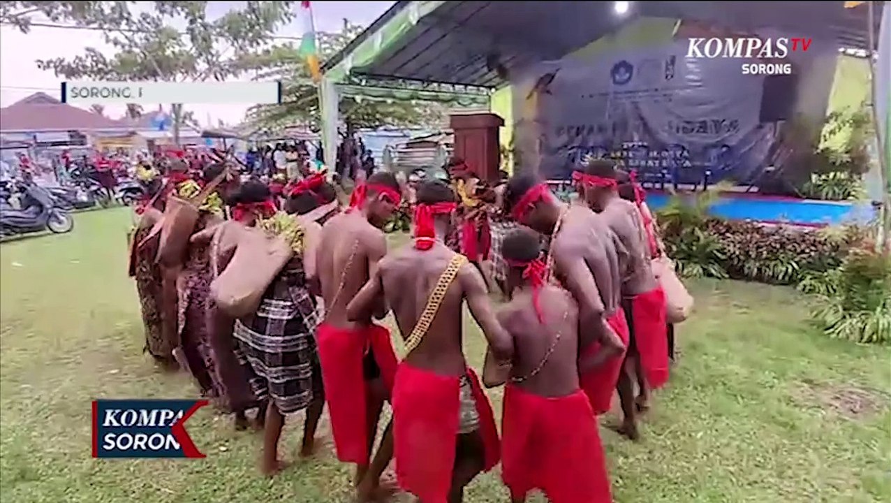 Perkenalkan Budaya Papua Bagi Generasi Muda Lewat Pentas Seni