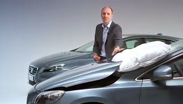 Así era el airbag para peatones del Volvo V40