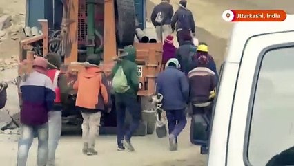 India resorts to hand tunneling to reach trapped men
