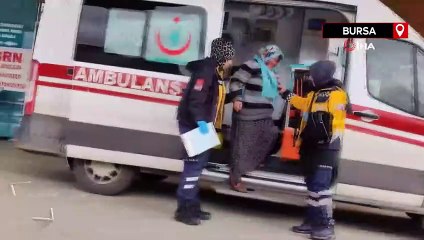 Banyodan çıkan fare elini ısırdı