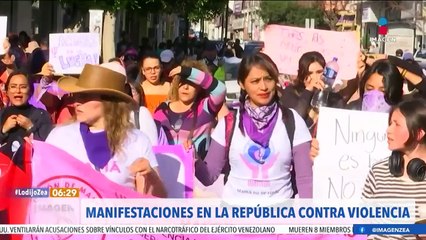 Colectivos marchan en México contra la violencia hacia la mujer