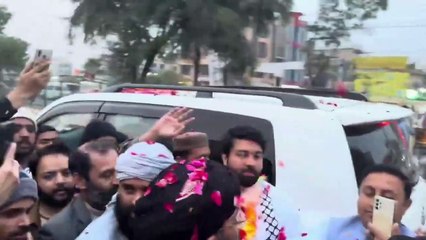 Video herunterladen: Engineer Sahab ka Munazra ka Hawaly Sa Jawab _ Engineer Muhammad Ali Mirza Punjab